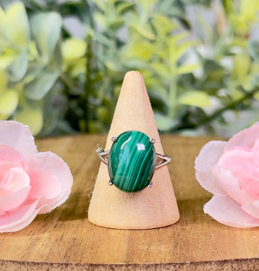 Malachite statement ring. S925 plated copper and adjustable size 4-10