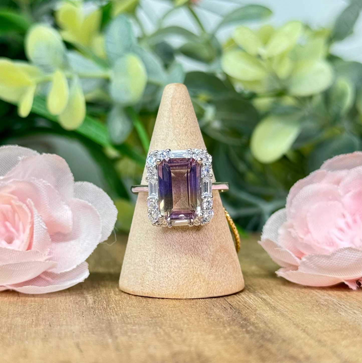 Stunning ametrine ring! S925 sterling silver and adjustable. *see attached video for detailed view