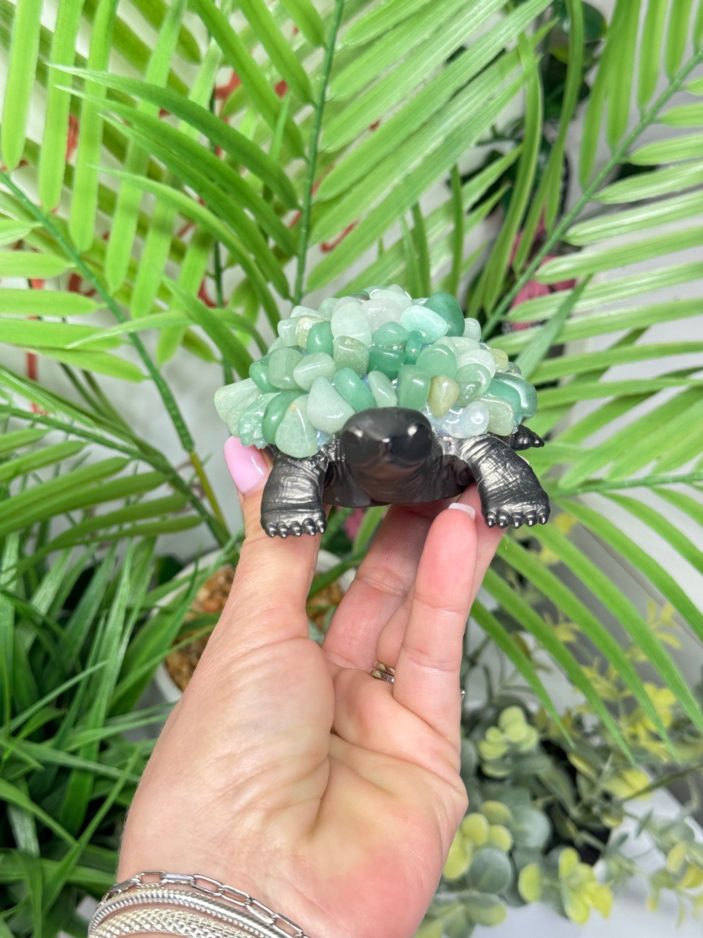 Green aventurine chip turtle on brushed metal base