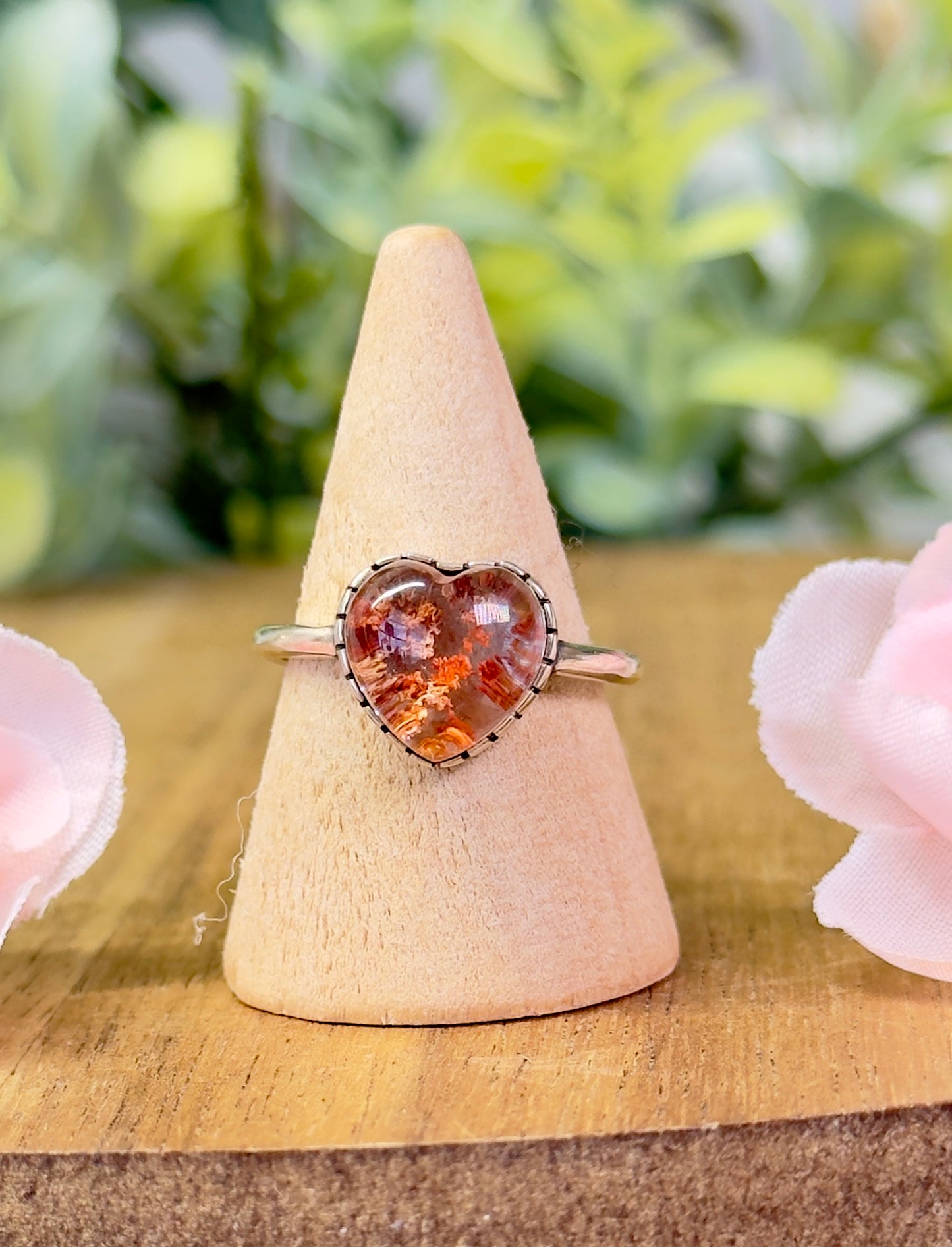 Heart shaped garden Quartz ring. S925 sterling silver and adjustable size 4-10