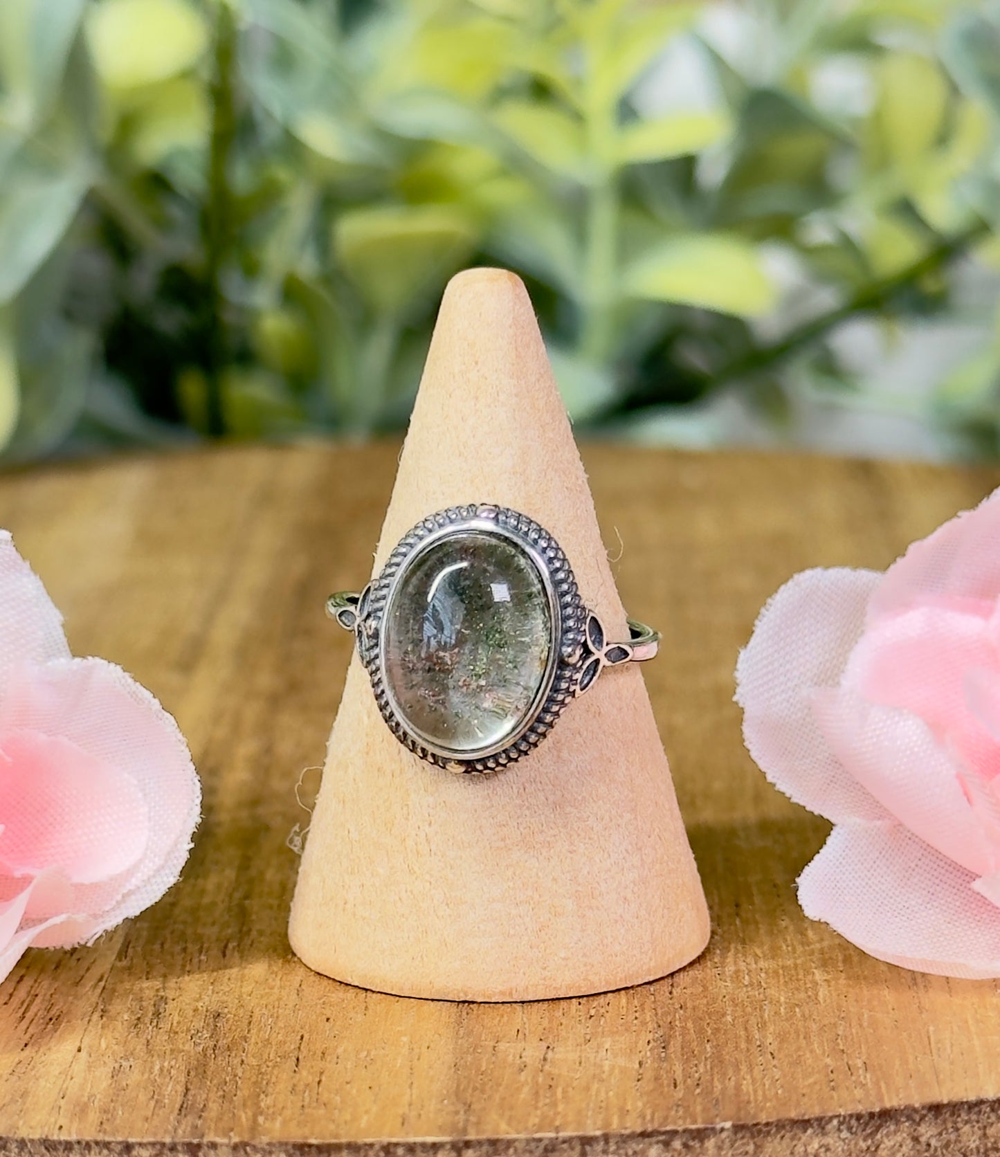 Garden Quartz statement ring. S925 sterling silver and adjustable size 4-10