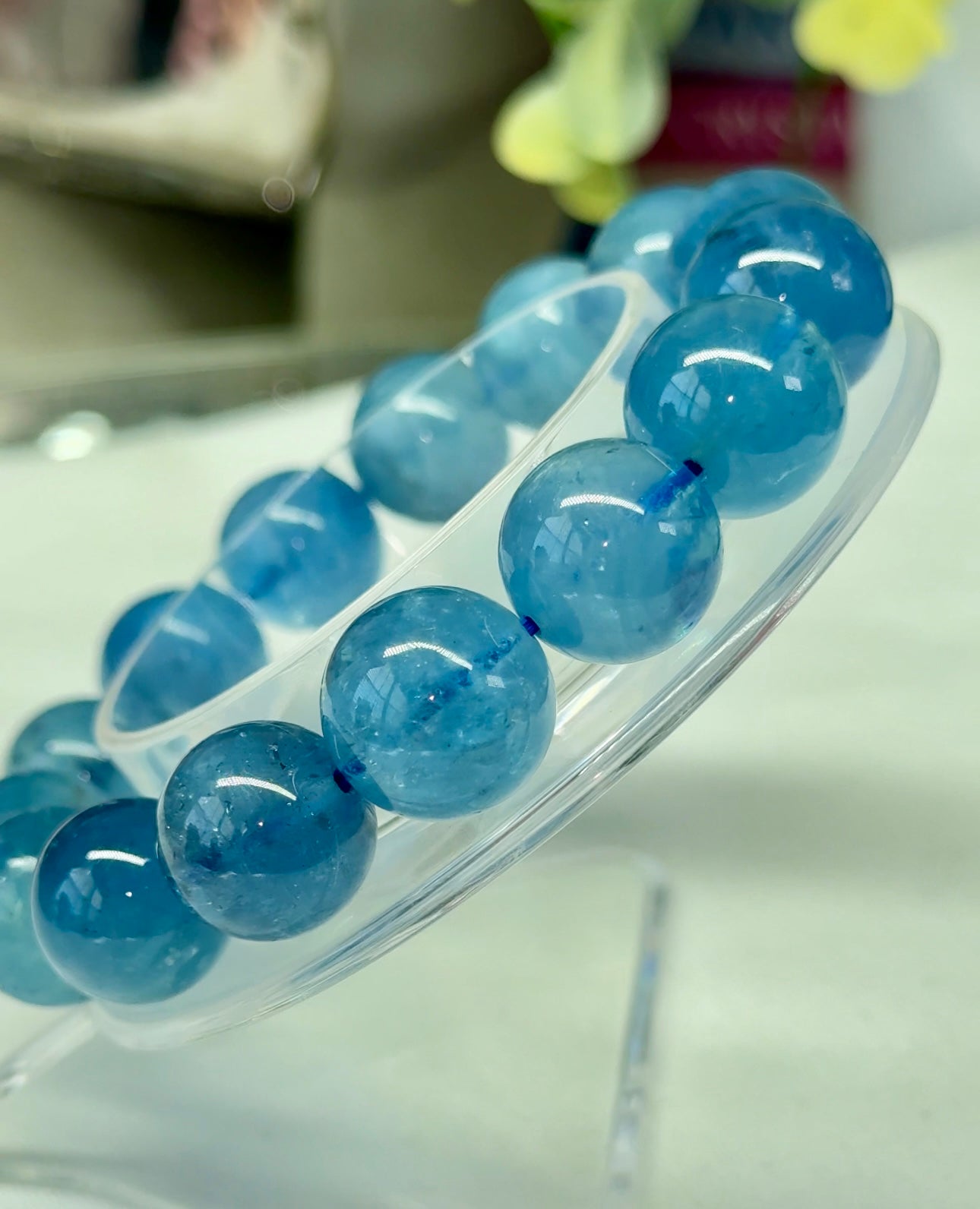 HQ aquamarine bracelet. With asterisms and chatoyancy. Deep blue color and fabulous! Please see all pics for details. 13.6mm beads and fits wrist size 7” can be downsized