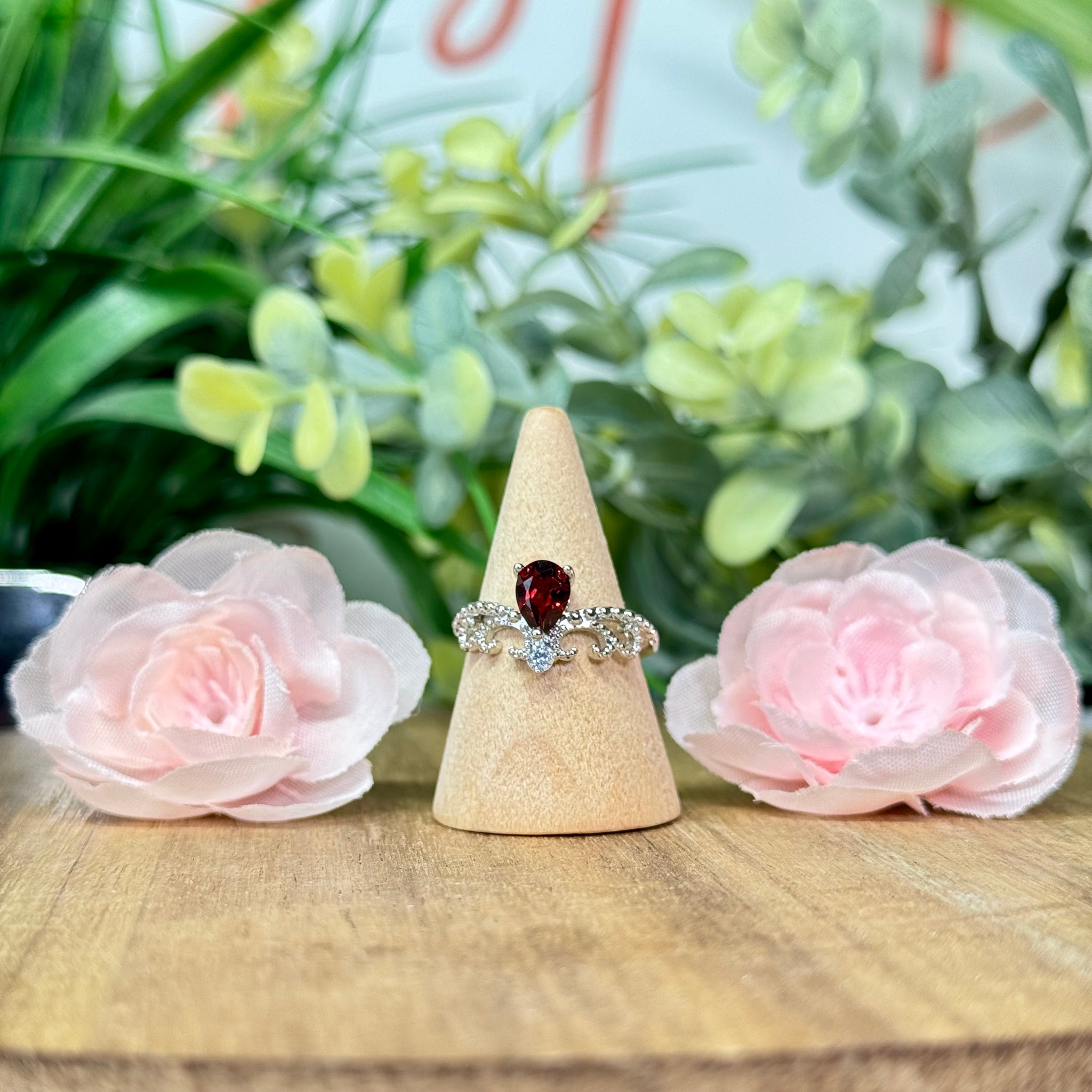 Garnet crown ring. S925 plated copper and adjustable