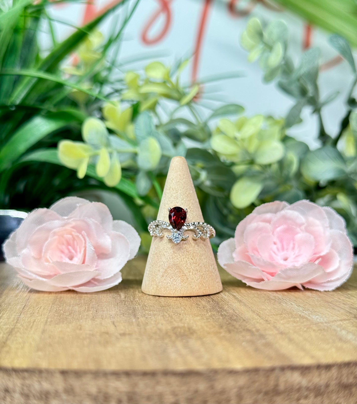 Garnet crown ring. S925 plated copper and adjustable