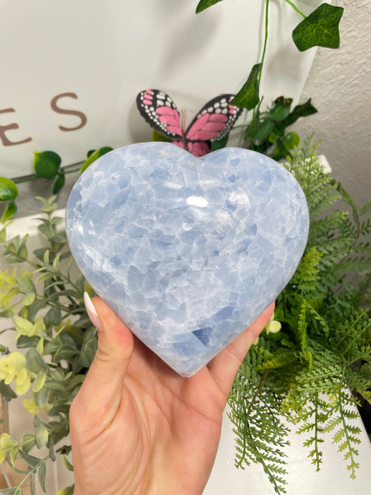 XL blue calcite heart