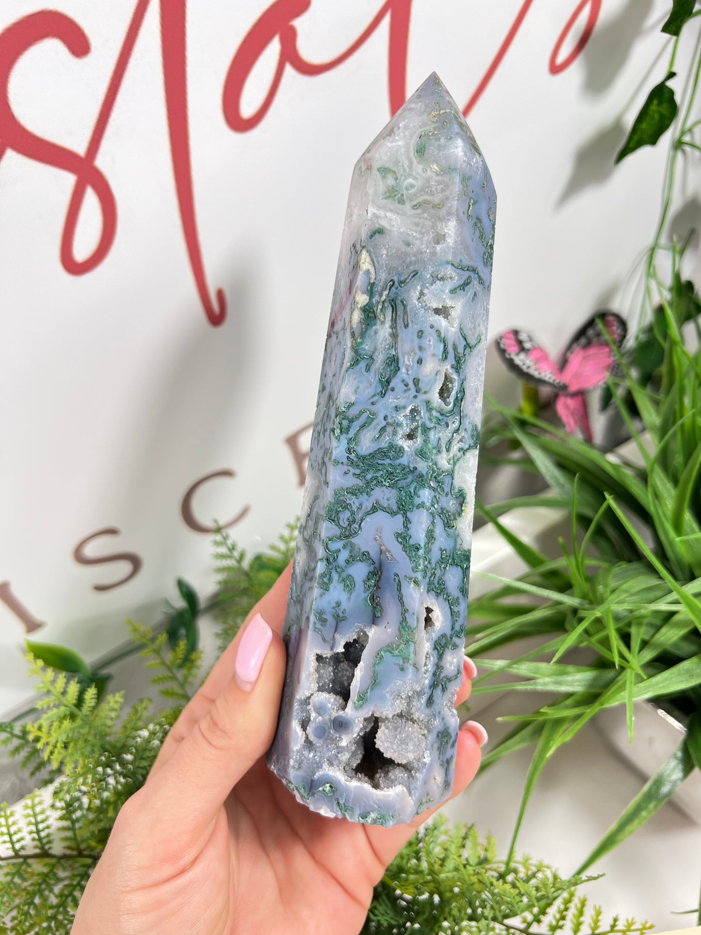 Large moss agate tower