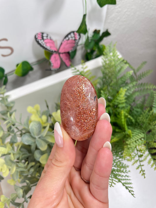 Confetti sunstone palm stone